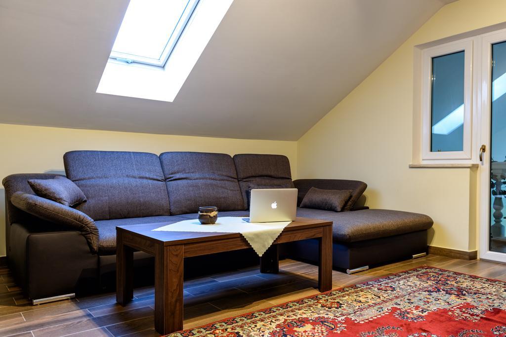 Pensjonat Nad Struga Apartment Strykow Luaran gambar