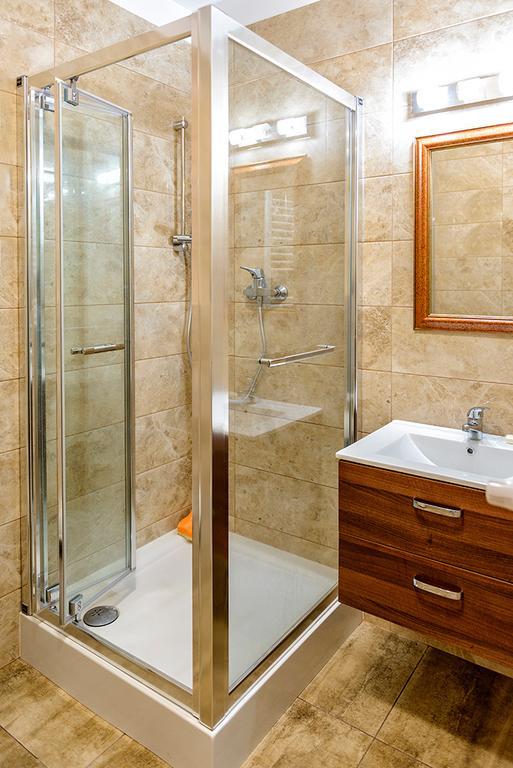 Pensjonat Nad Struga Apartment Strykow Luaran gambar